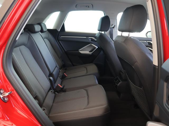 Ｑ３ ３５ＴＦＳＩアドバンスド　元デモカー　ＬＥＤヘッドライト　１８インチアルミホイール　ナビゲーション　サラウンドビューモニター　シートヒーター　スマーフォンワイヤレス充電　バーチャルコックピット　オートマチックテールゲート（47枚目）