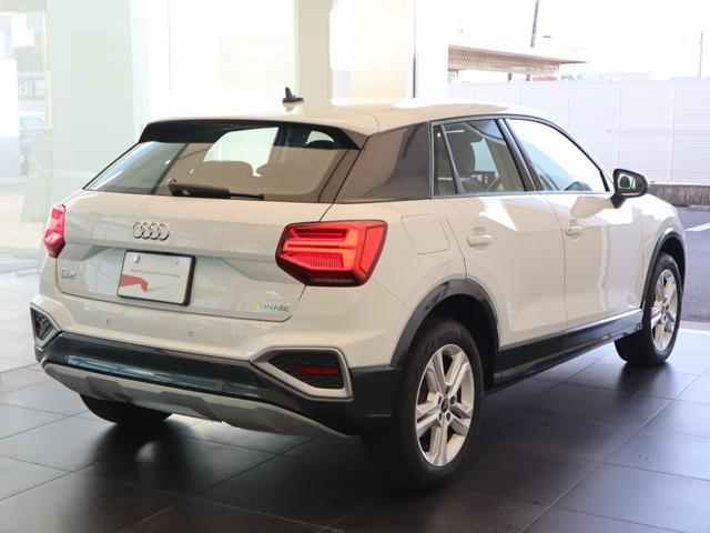 Q2 35TDIアドバンスド 元デモカー LEDライト バーチャルCP ナビゲーション オートマチックテールゲート スマートフォンインターフェイス 17インチアルミホイール シートヒーター(6枚目)