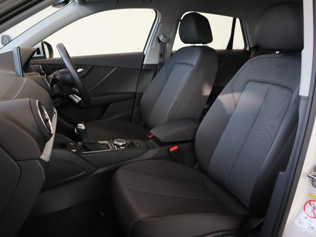 Q2 35TDIアドバンスド 元デモカー LEDライト バーチャルCP ナビゲーション オートマチックテールゲート スマートフォンインターフェイス 17インチアルミホイール シートヒーター(18枚目)