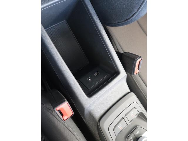 Q2 35TDIアドバンスド 元デモカー LEDライト バーチャルCP ナビゲーション オートマチックテールゲート スマートフォンインターフェイス 17インチアルミホイール シートヒーター(31枚目)