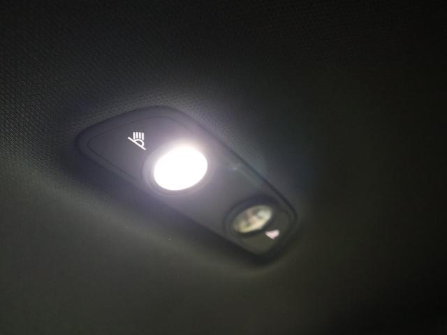 Ａ４アバント ４０ＴＤＩクワトロ　Ｓライン　マイスターシュトュック　レザーシート　ブラックスタイル　１８ＡＷ　マトリクスＬＥＤ　サラウンドモニター　ダンピングコントロールサスペンション　バーチャルコックピット　バーチャルコックピット　オートマテールゲート　元デモカー（19枚目）