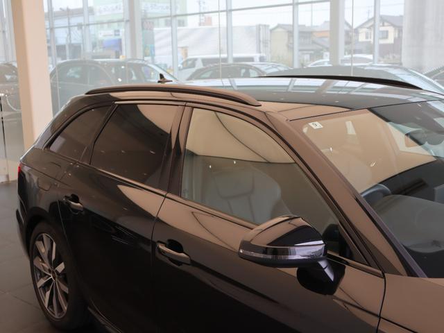 Ａ４アバント ４０ＴＤＩクワトロ　Ｓライン　マイスターシュトュック　レザーシート　ブラックスタイル　１８ＡＷ　マトリクスＬＥＤ　サラウンドモニター　ダンピングコントロールサスペンション　バーチャルコックピット　バーチャルコックピット　オートマテールゲート　元デモカー（26枚目）