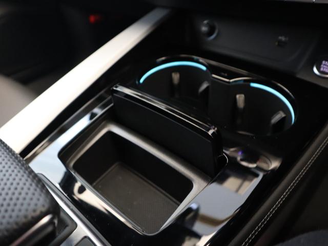 Ａ４アバント ４０ＴＤＩクワトロ　Ｓライン　マイスターシュトュック　レザーシート　ブラックスタイル　１８ＡＷ　マトリクスＬＥＤ　サラウンドモニター　ダンピングコントロールサスペンション　バーチャルコックピット　バーチャルコックピット　オートマテールゲート　元デモカー（34枚目）