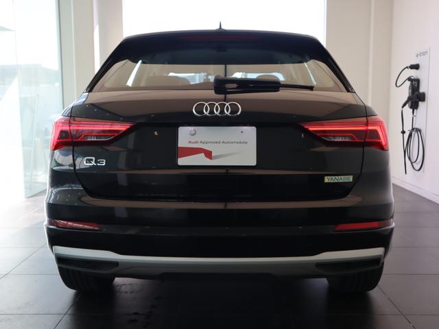 Ｑ３ ３５ＴＦＳＩアドバンスド　レザーシート　ＬＥＤヘッドライト　１８インチアルミホイール　オートマチックテールゲート　シートヒーター　バーチャルコックピット　ナビゲーション　サラウンドカメラ　禁煙車（16枚目）
