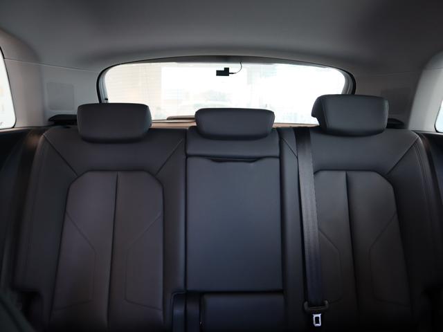 Ｑ３ ３５ＴＦＳＩアドバンスド　レザーシート　ＬＥＤヘッドライト　１８インチアルミホイール　オートマチックテールゲート　シートヒーター　バーチャルコックピット　ナビゲーション　サラウンドカメラ　禁煙車（47枚目）