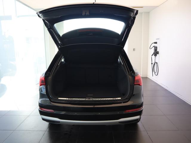 Ｑ３ ３５ＴＦＳＩアドバンスド　レザーシート　ＬＥＤヘッドライト　１８インチアルミホイール　オートマチックテールゲート　シートヒーター　バーチャルコックピット　ナビゲーション　サラウンドカメラ　禁煙車（54枚目）