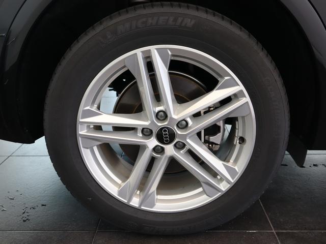 Ｑ５ ４０ＴＤＩクワトロ　Ｓライン　４ＷＤ　元デモカー　１９インチアルミホイール　マトリクスＬＥＤヘッドライト　バーチャルコックピット　オートマチックテールゲート　ステアリングヒーター　シートヒーター（10枚目）