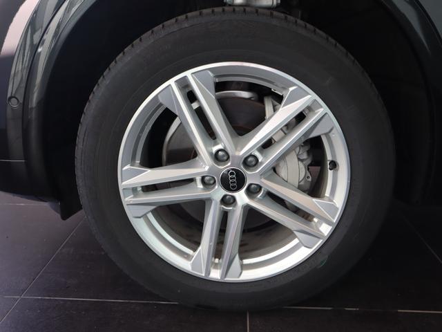 Ｑ５ ４０ＴＤＩクワトロ　Ｓライン　４ＷＤ　元デモカー　１９インチアルミホイール　マトリクスＬＥＤヘッドライト　バーチャルコックピット　オートマチックテールゲート　ステアリングヒーター　シートヒーター（12枚目）