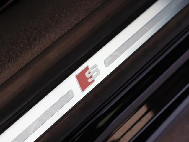 TTSクーペ メモリアルエディション 限定車 レザーシート 20AW B&O Bカメ プライバシーガラス マトリクスLEDヘッドライト クルーズコントロール バーチャルコックピット ブロンズインテリアエレメント 禁煙車(28枚目)