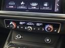 Ｑ３ ３５ＴＦＳＩ　Ｓライン　レザー／ファブリックコンビシート　１８インチアルミホイール　ＬＥＤヘッドライト　電動シート　電動テールゲート　バーチャルコックピット　ナビ、バックカメラ＆サラウンドビューモニター　禁煙車　ワンオーナー（7枚目）