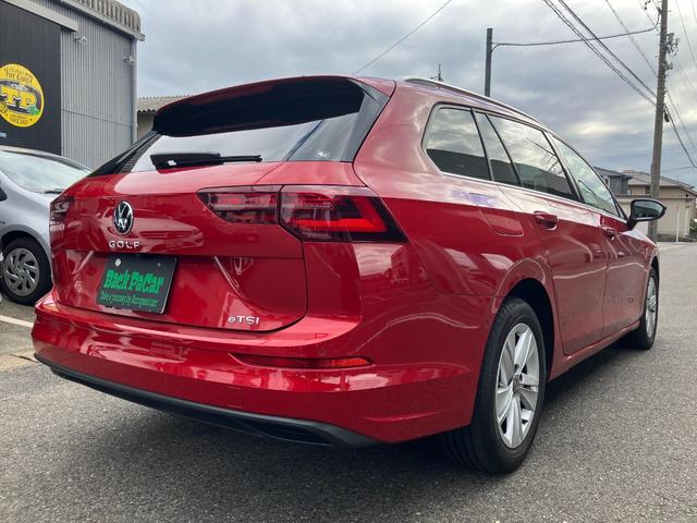 ゴルフヴァリアント eTSI アクティブ 禁煙車 バックカメラ LEDヘッドライト アダプティブクルコン 新品Avilesフロアマット付き ルーフレール スペアタイヤ スマートキー Cタイプ充電2個(6枚目)