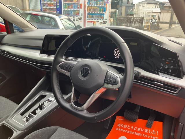 ゴルフヴァリアント eTSI アクティブ 禁煙車 バックカメラ LEDヘッドライト アダプティブクルコン 新品Avilesフロアマット付き ルーフレール スペアタイヤ スマートキー Cタイプ充電2個(7枚目)