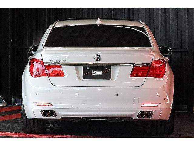 ７シリーズ ７５０ｉ　ＡＬＰＩＮＡカスタム　ＡＬＰＩＮＡエアロ　ＡＬＰＩＮＡ２１インチＡＷ　デュアルツインマフラー　ブラックレザーインテリア　サンルーフ（9枚目）