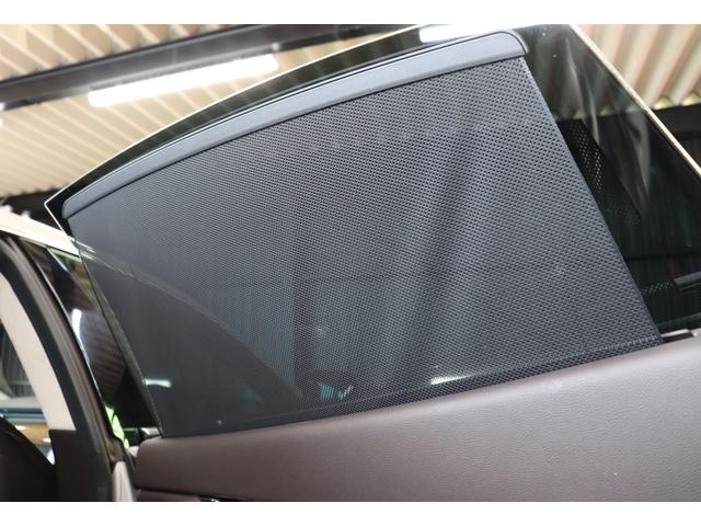 クアトロポルテ GT S ダークブラウンレザーシート アルカンターラルーフライニング ウッドインテリアトリム クリアランスソナー スカイフックサスペンション 純正ナビゲーション バックカメラ パドルシフト 純正20インチアルミ(37枚目)