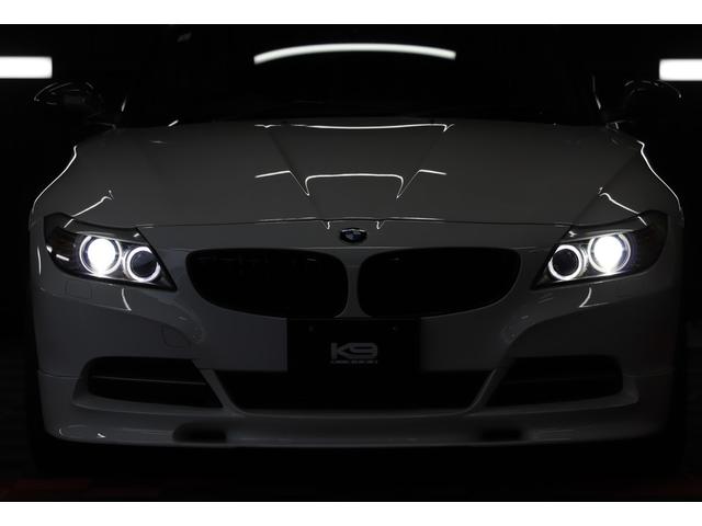 Ｚ４ ｓＤｒｉｖｅ２０ｉクルージングエディション　ハードトップ電動オープン　社外フロントエアロ　トランクスポイラー　社外グリル　ＨＲＥ２０インチアルミホイール　ブラックレザー　シートヒーター　ミラー一体型前後ドラレコ　バックモニター　ＥＴＣ（20枚目）