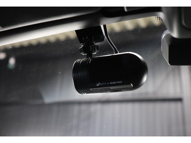 Ｚ４ ｓＤｒｉｖｅ２０ｉクルージングエディション　ハードトップ電動オープン　社外フロントエアロ　トランクスポイラー　社外グリル　ＨＲＥ２０インチアルミホイール　ブラックレザー　シートヒーター　ミラー一体型前後ドラレコ　バックモニター　ＥＴＣ（49枚目）