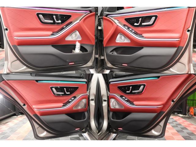 �g�������������U�[���H���s���Ă���A�s�A�m�u���b�N�������{����Ă���܂��B