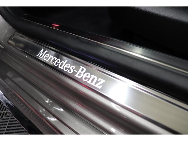 �k�d�c�̃X�J�b�t�v���[�g���������������ɉ��o���܂��B