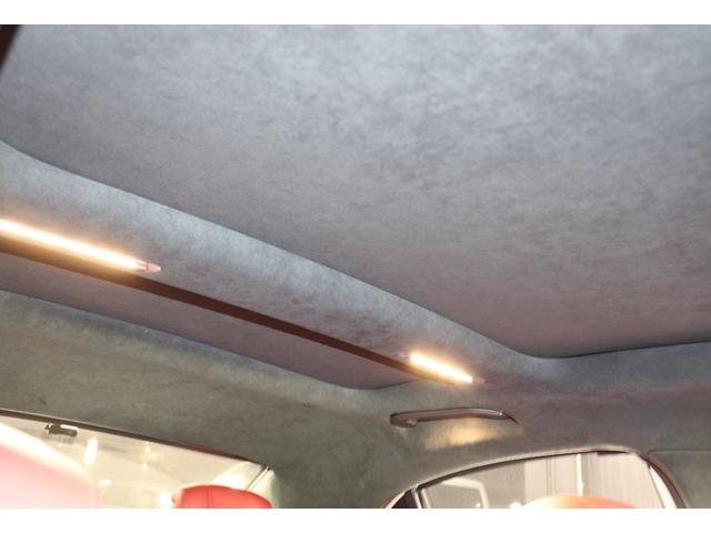 ���U�[�G�N�X�N���[�V�u�p�b�P�[�W�ɂ��A���[�t�f�ނ̓A���J���^�[�����g�p�B