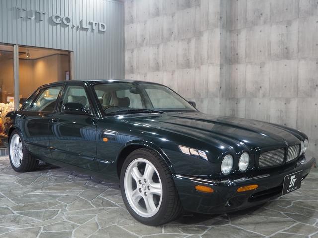 ＸＪ ＸＪＲ　４．０スーパーチャージドＶ８　ベージュレザーシート　クルーズコントロール　ＥＴＣ　パワーシート　ＡＵＴＯライト（3枚目）