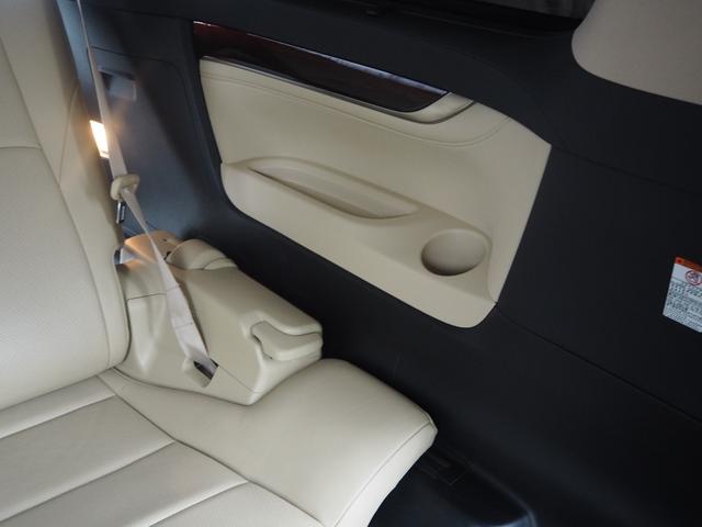 ヴェルファイア ３．５Ｖ　Ｌ　純正ナビ　純正フィリップダウンモニター　ＪＢＬサウンド　ベージュレザーシート　両側パワースライドドア　パワーバックドア　バックカメラ　クリアランスソナー　モデリスタ　ＥＴＣ　クルコン　ＡＣ１００Ｖ（33枚目）