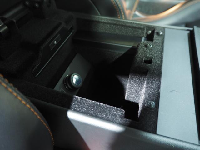 Fタイプ クーペ パフォーマンスシート カルパチアングレーM MERIDIANサウンド アクティブエキゾースト 純正ナビ バックカメラ LEDヘッドランプ リヤウィング 純正20インチAW(33枚目)