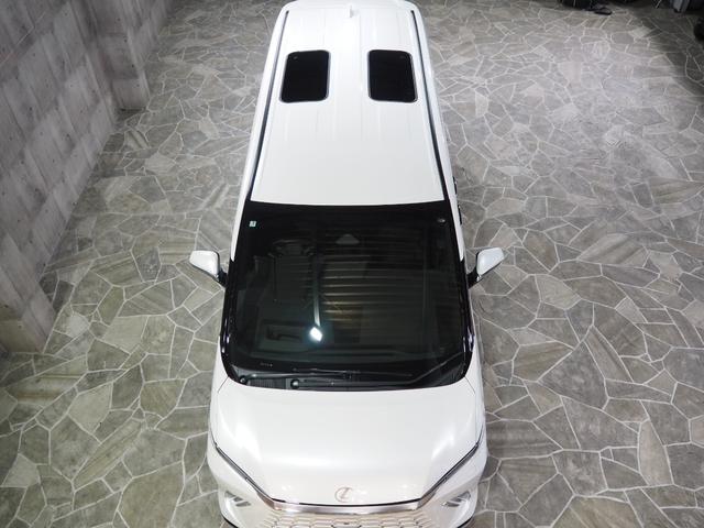 LM LM500h バージョンL 6人乗り モデリスタエアロ タッチディスプレイ ムーンルーフ 後席モニター 後席シートヒーター/ベンチレーション 後席リラクゼーション機能 後席アームレスト&格納テーブル マルチオペレーションパネル(8枚目)