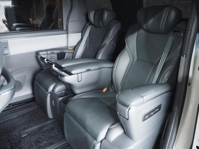 LM LM500h バージョンL 6人乗り モデリスタエアロ タッチディスプレイ ムーンルーフ 後席モニター 後席シートヒーター/ベンチレーション 後席リラクゼーション機能 後席アームレスト&格納テーブル マルチオペレーションパネル(24枚目)