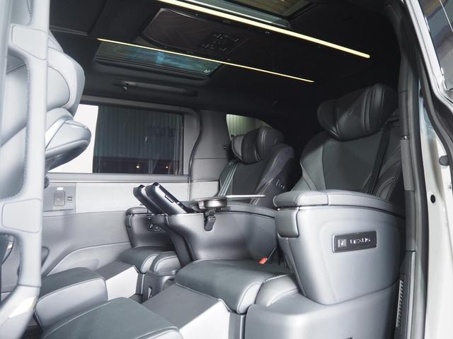 LM LM500h バージョンL 6人乗り モデリスタエアロ タッチディスプレイ ムーンルーフ 後席モニター 後席シートヒーター/ベンチレーション 後席リラクゼーション機能 後席アームレスト&格納テーブル マルチオペレーションパネル(41枚目)