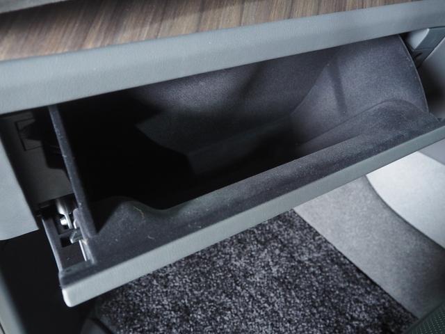 LM LM500h バージョンL 6人乗り モデリスタエアロ タッチディスプレイ ムーンルーフ 後席モニター 後席シートヒーター/ベンチレーション 後席リラクゼーション機能 後席アームレスト&格納テーブル マルチオペレーションパネル(53枚目)