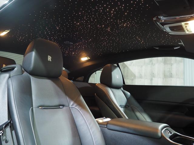 レイス ベースグレード MANSORYボディーキッド/V6 22インチホイール ツインコーチライン ロアリングキッド ブラックアウト スターライト RRヘッドレス刺繍 コントラスステッチ ピアノブラックパネル(23枚目)