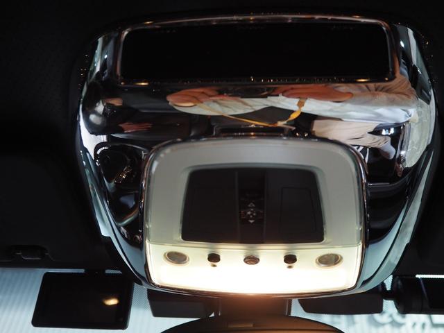 レイス ベースグレード MANSORYボディーキッド/V6 22インチホイール ツインコーチライン ロアリングキッド ブラックアウト スターライト RRヘッドレス刺繍 コントラスステッチ ピアノブラックパネル(35枚目)