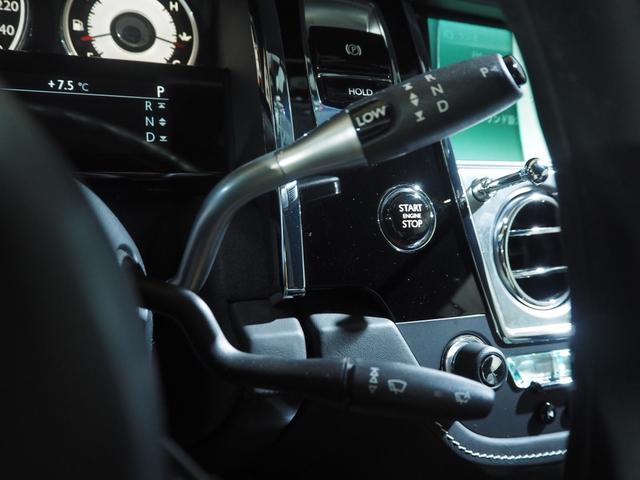 レイス ベースグレード MANSORYボディーキッド/V6 22インチホイール ツインコーチライン ロアリングキッド ブラックアウト スターライト RRヘッドレス刺繍 コントラスステッチ ピアノブラックパネル(38枚目)