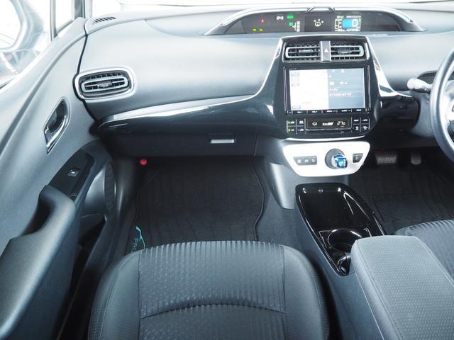 プリウス Ａ　トヨタセーフティセンス　純正ナビ９インチ　バックカメラ　フロントドラレコ　ＨＵＤ　ＥＴＣ　オートハイビーム　オートクルーズ　ブラインドスポットモニター　コーナーセンサー（17枚目）