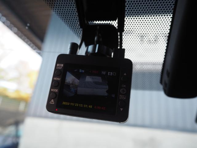 プリウス Ａ　トヨタセーフティセンス　純正ナビ９インチ　バックカメラ　フロントドラレコ　ＨＵＤ　ＥＴＣ　オートハイビーム　オートクルーズ　ブラインドスポットモニター　コーナーセンサー（28枚目）