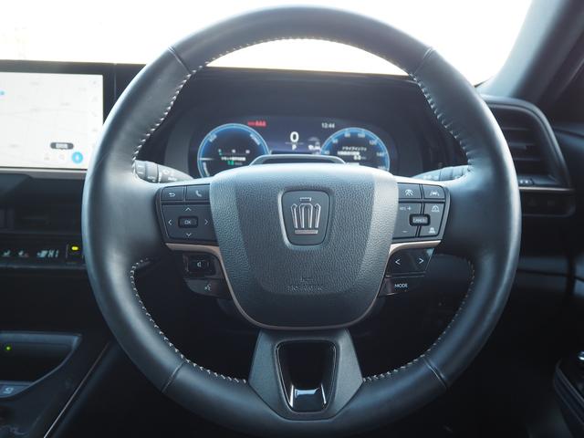 クラウンスポーツ Z パノラマルーフ パノラミックビューモニター ドライバーモニターカメラ ブラックレザーエアーシート デジタルインナーミラー パワーバックドア ビルトインETC2.0 置くだけ充電(11枚目)