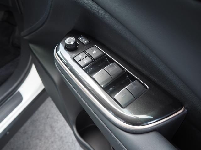 クラウンスポーツ Z パノラマルーフ パノラミックビューモニター ドライバーモニターカメラ ブラックレザーエアーシート デジタルインナーミラー パワーバックドア ビルトインETC2.0 置くだけ充電(15枚目)