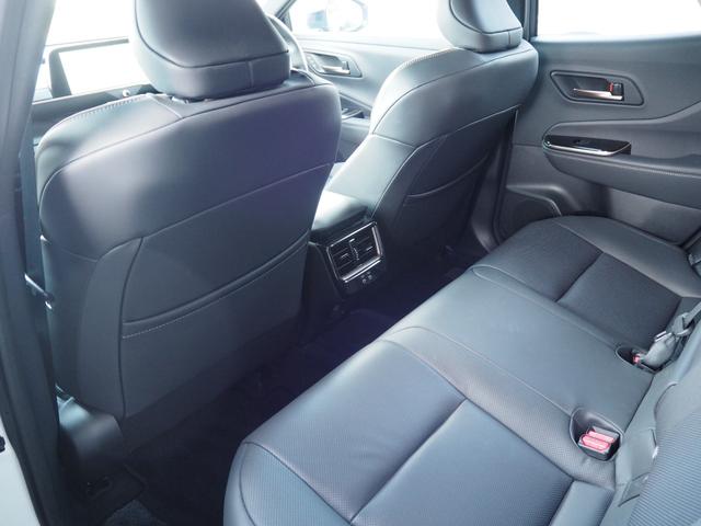 クラウンスポーツ Z パノラマルーフ パノラミックビューモニター ドライバーモニターカメラ ブラックレザーエアーシート デジタルインナーミラー パワーバックドア ビルトインETC2.0 置くだけ充電(24枚目)