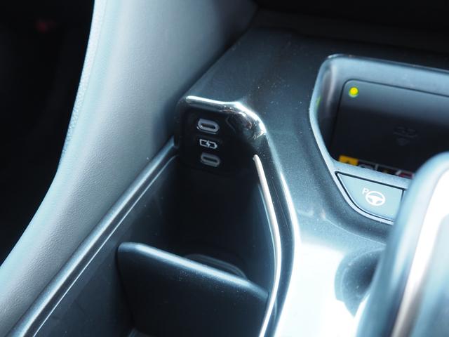 クラウンスポーツ Z パノラマルーフ パノラミックビューモニター ドライバーモニターカメラ ブラックレザーエアーシート デジタルインナーミラー パワーバックドア ビルトインETC2.0 置くだけ充電(40枚目)