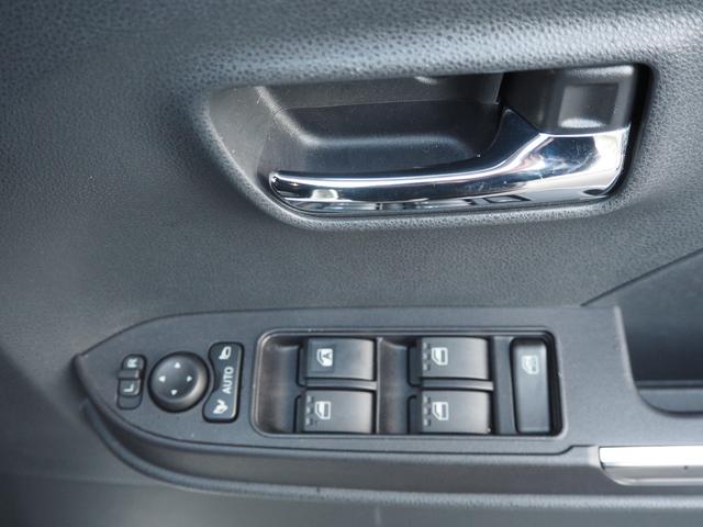 タント カスタムRS ターボ 両側電動ドア バックカメラ 衝突被害軽減システム 9インチナビ ハーフレザーシート コーナーセンサー スマートキー LEDヘッド ビルトインETC オートハイビーム 車線逸脱警報 オートライト(15枚目)