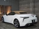 ＬＣ ＬＣ５００　コンバーチブル　マークレビンソン　オプション２１インチアルミホイル　サンドベージュソフトトップ　フルＬＥＤヘッドランプ　セミアニリン革シート　ＳＤナビプレミアムサウンドシステム　セーフティシステムプラス　１オーナー車（8枚目）