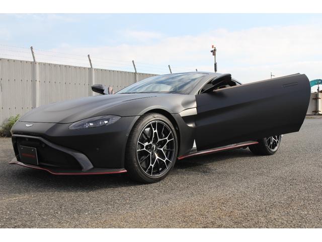 ＡＭＲ　ヒーロー　エディション　正規Ｄ車／右Ｈ／７ＭＴ／ブラックパールラッピング／走行３００キロ／世界限定２００台／ＡＭＲ専用エアロ／３６０度カメラ／アルカンターラ＆レザーインテリア／純正２０インチＡＷ／メモリ付き電動シート（画像11）