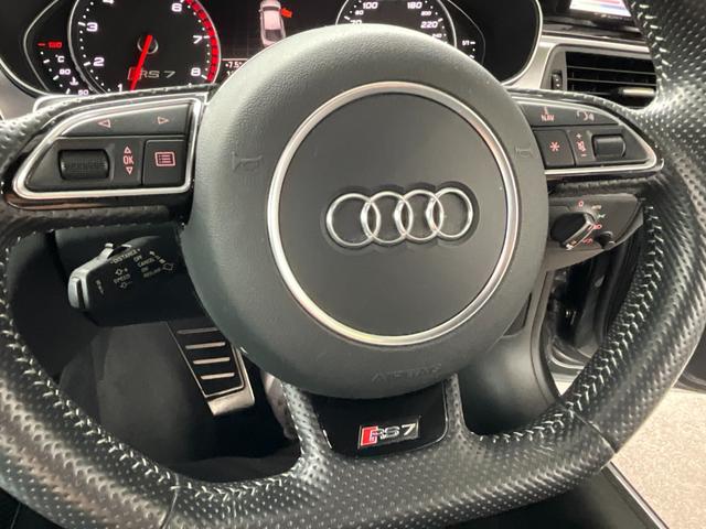 アウディ ＲＳ７スポーツバック