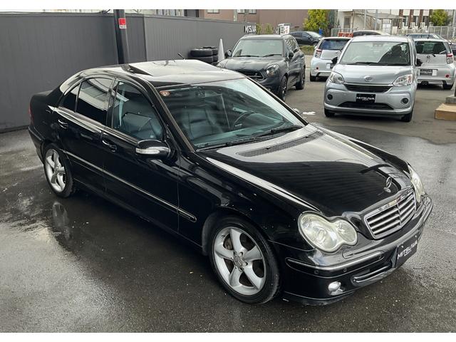 Cクラス C230アバンギャルドスポーツパッケージ 左H 黒革メモリー付パワーシート/シートH Gサンルーフ PTS クルーズコントロール パドルシフト 電動リヤシェード HID オートライト 前後ドラレコ ETC パナソニックHDDナビ/地デジTV(15枚目)