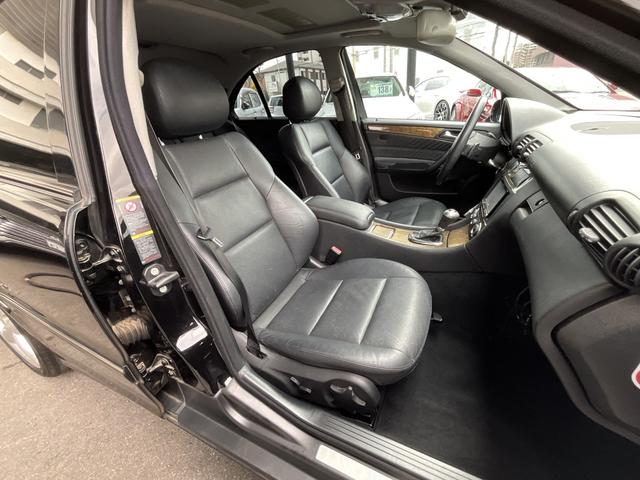 Cクラス C230アバンギャルドスポーツパッケージ 左H 黒革メモリー付パワーシート/シートH Gサンルーフ PTS クルーズコントロール パドルシフト 電動リヤシェード HID オートライト 前後ドラレコ ETC パナソニックHDDナビ/地デジTV(32枚目)