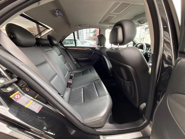 Cクラス C230アバンギャルドスポーツパッケージ 左H 黒革メモリー付パワーシート/シートH Gサンルーフ PTS クルーズコントロール パドルシフト 電動リヤシェード HID オートライト 前後ドラレコ ETC パナソニックHDDナビ/地デジTV(50枚目)