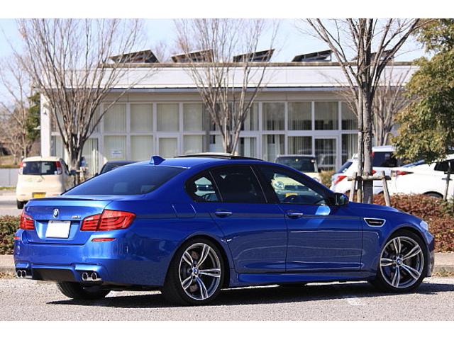 Ｍ５ Ｍ５　４．４　Ｖ８ツインターボ　コンフォートアクセス　トランクリッドスマートオープナー　チルト付ガラスサンルーフ（34枚目）