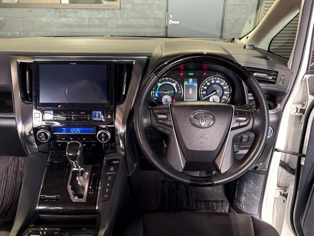 ヴェルファイアハイブリッド ＺＲ　１オーナー／アルパイン１０インチナビ＆フリップダウンＭ／スピーカー／Ｂカメラ／Ｂｌｕｅｔｏｏｔｈ／ドラレコ／社外１８ＡＷ／両側パワースライドドア／パワーバックドア／ハーフレザー／クルコン／ＧＯＯ鑑定（12枚目）