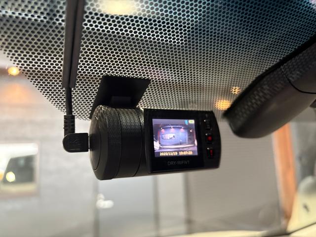 ヴェルファイアハイブリッド ＺＲ　１オーナー／アルパイン１０インチナビ＆フリップダウンＭ／スピーカー／Ｂカメラ／Ｂｌｕｅｔｏｏｔｈ／ドラレコ／社外１８ＡＷ／両側パワースライドドア／パワーバックドア／ハーフレザー／クルコン／ＧＯＯ鑑定（15枚目）