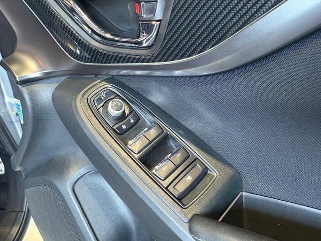 インプレッサスポーツ ２．０ｉ－Ｓアイサイト　１オーナー／４ＷＤ／純正８型ＳＤナビ／フルセグＴＶ／バック＆サイドカメラ／Ｂｌｕｅｔｏｏｔｈ／ドラレコ／ＬＥＤヘッド／フォグランプ／クルコン／純正１８ＡＷ／スタドレスタイヤＳＥＴ付（28枚目）